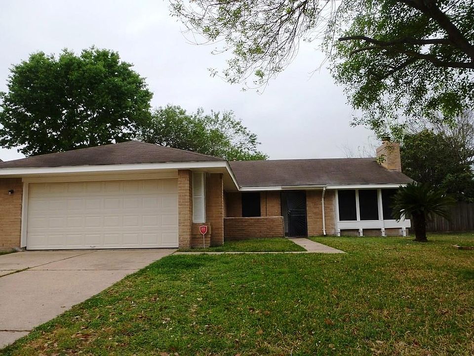 1st image of 15410 Lindita Dr