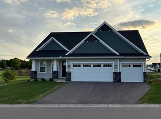 18637 Hamel Dr, Lakeville, MN 55044
