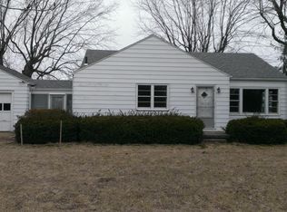 6439 Corduroy Rd, Oregon, OH 43616