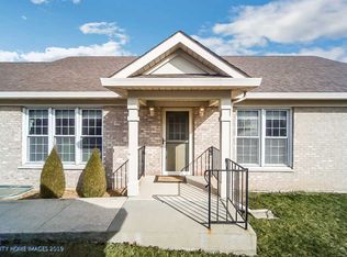 7907 Belle Rive Ct, Tinley Park, IL 60477