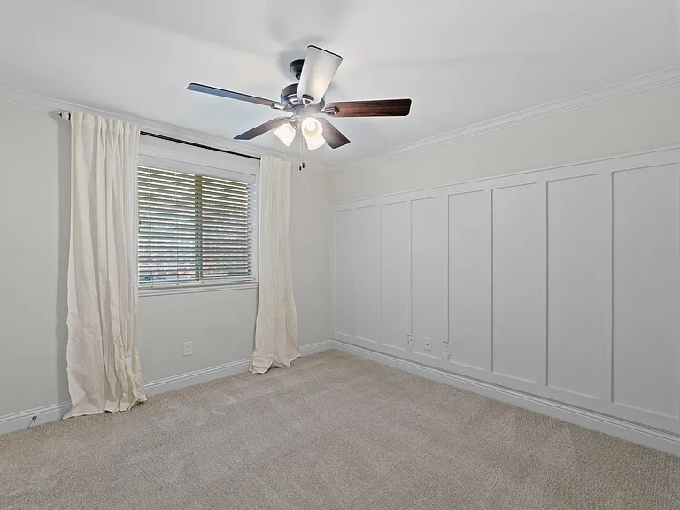 309 Creek Ridge Ln — Photo 21