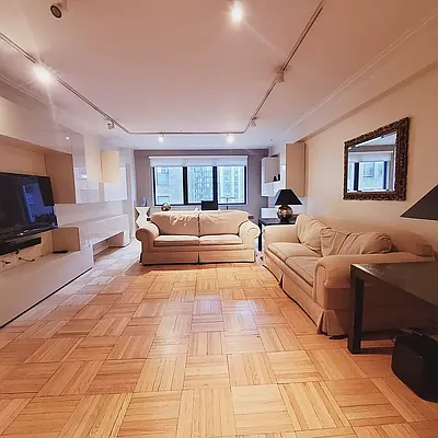 Rented by New York Residence | media 22