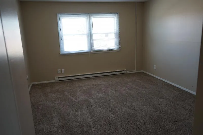 1 bed, $855 — Photo 2