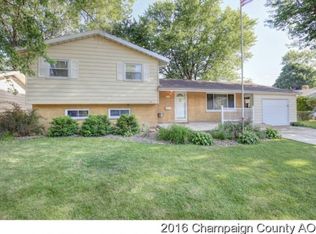 12 Dawn Ave, Paxton, IL 60957