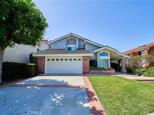 15 Ensueno E, Irvine, CA 92620