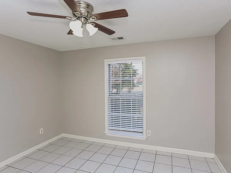 2729 Fletcher Crest Cv — Photo 11