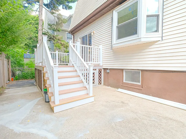 33 Brookings St — Photo 9