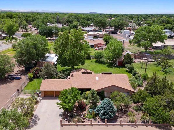 535 La Plata Dr, Bosque Farms, NM 87068