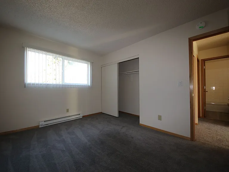 616 Molalla Ave — Photo 7