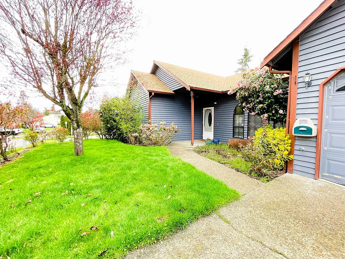 Building Photo - 21828 SE 269th St