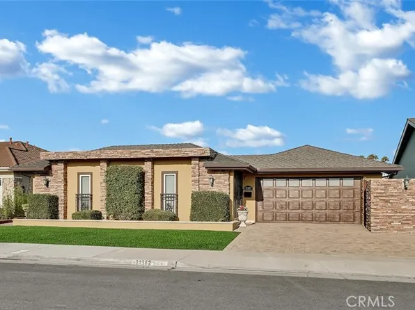 21382 Lemontree Ln, Huntington Beach, CA 92646