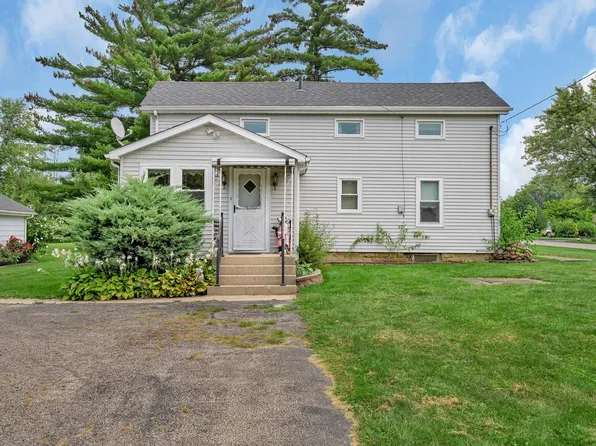 838 Northern Dr, Lockport, IL 60441