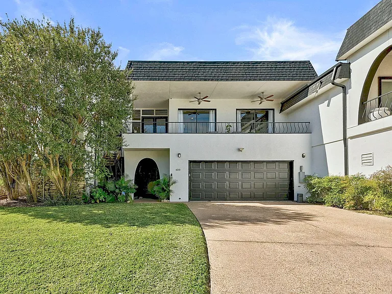 409 Seawind — Photo 1