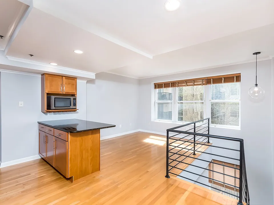 1437 Rhode Island Ave NW #107