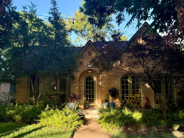 1414 S Montreal Ave, Dallas, TX 75208