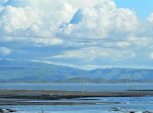 188 Hillcrest Rd, San Carlos, CA 94070