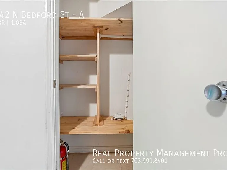 142 N Bedford St #A — Photo 19