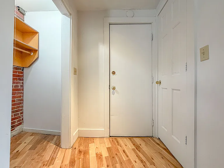 578 Congress St #3 — Photo 6