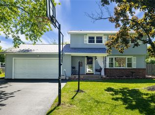 501 Bridgewood Dr, Rochester, NY 14612
