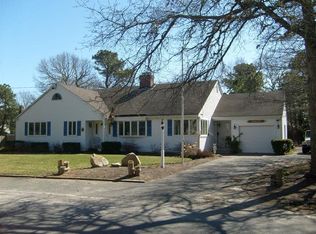 73 Brookhill Ln, West Yarmouth, MA 02673