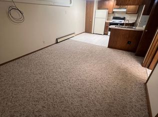 24 1st St SW #6, Warner, SD 57479