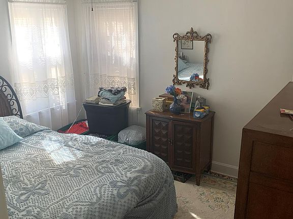 5th image of 541 Cline Ave