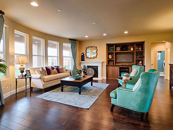 Bianca 3,537 Sq. Ft 4 Bed 3 Bath