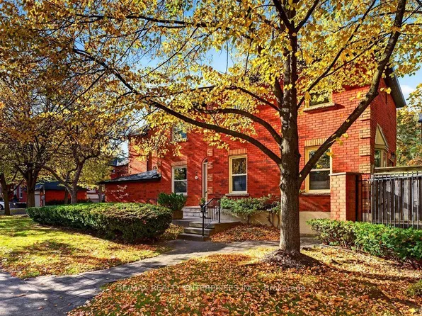 1100 Queen St W #7, Mississauga, ON L5H 4J4