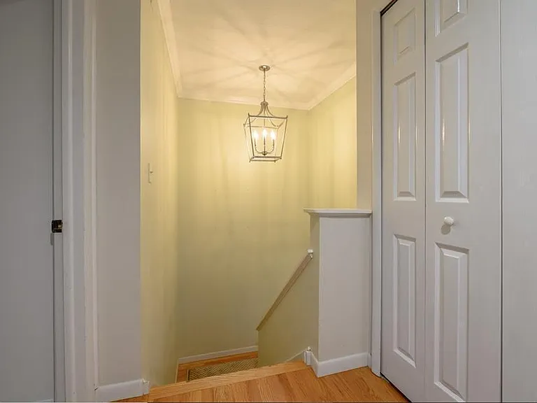 14 Currier Pl — Photo 12