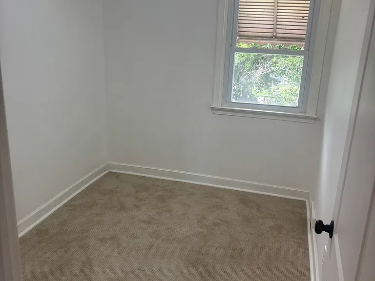 311 Austin Dr — Photo 10