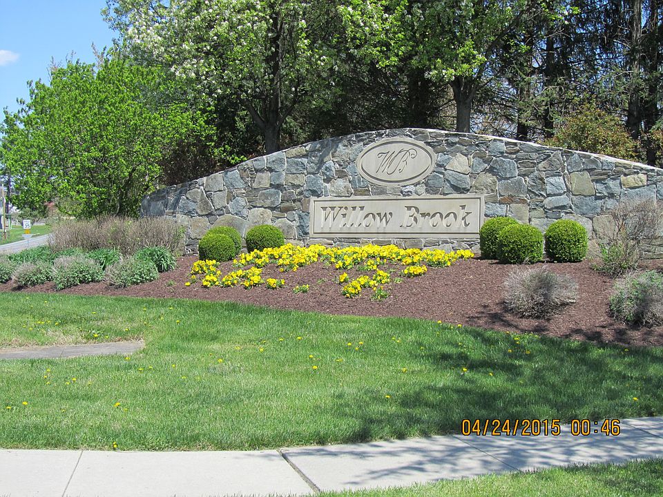 Community Entrance