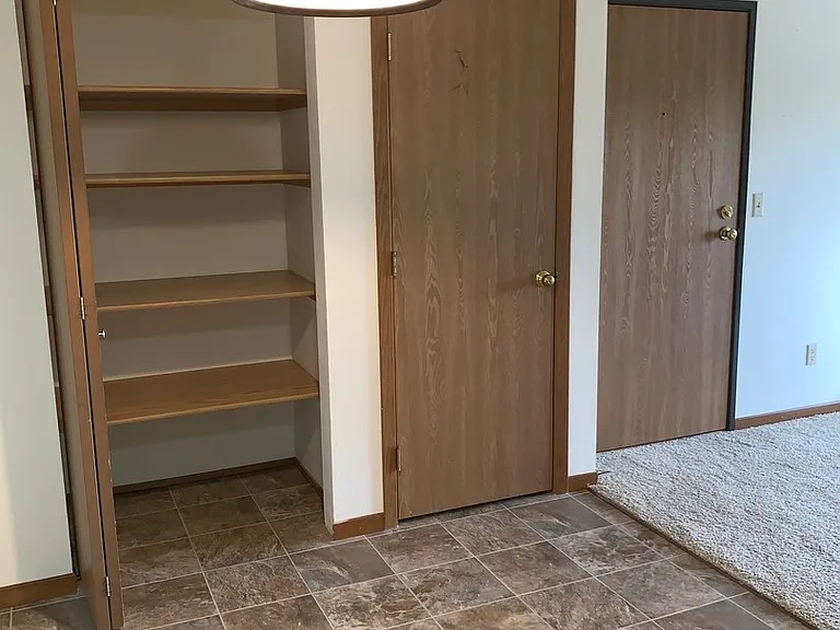 Edgewood Court Apartments LLC — Photo 6