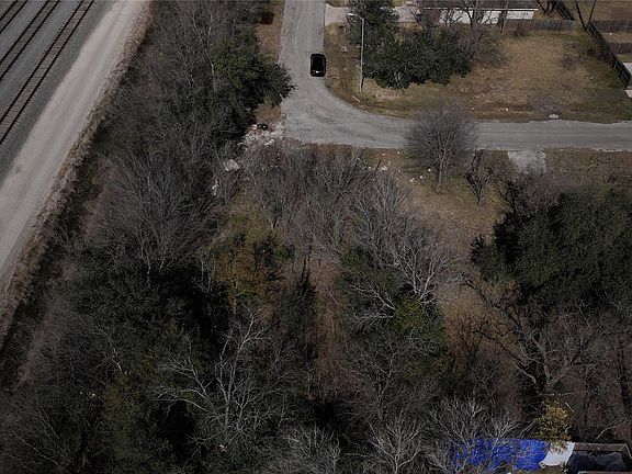 2nd image of 7726 Booker St