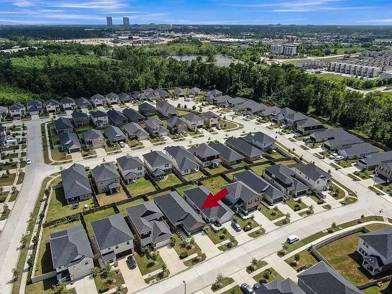 9522 Sugar Berry Dr — Photo 42