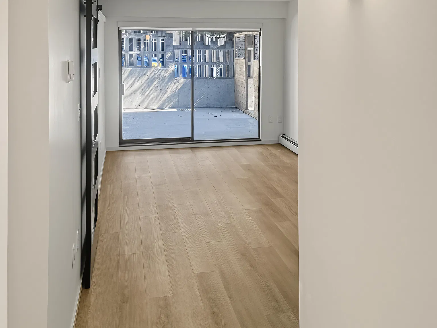 Casa Del Mar Apartments — Photo 3