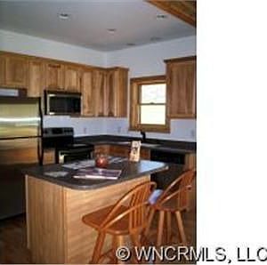 2nd image of 136 Campbell Creek Rd