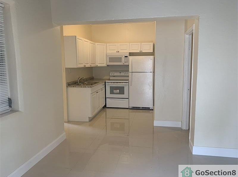 1st image of 482 NE 162nd St