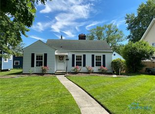 406 W Dudley St, Maumee, OH