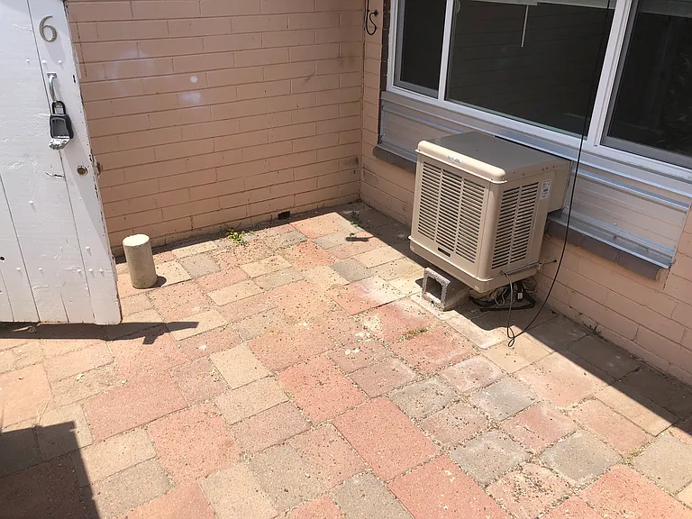 456-460 Valverde Dr SE — Photo 20