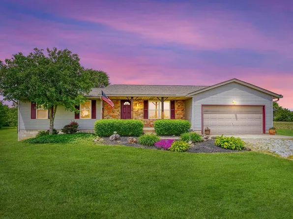 11883 Walker Rd, Ashville, OH 43103