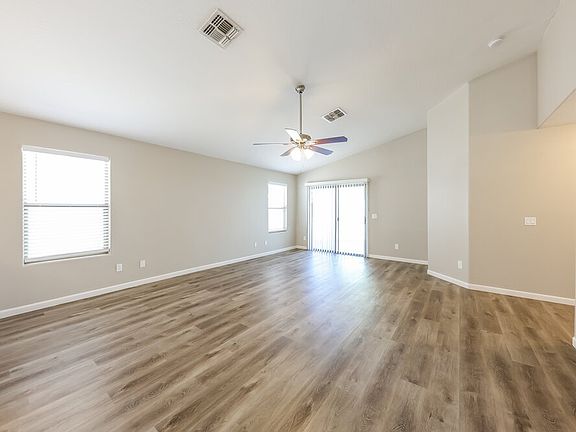 3rd image of 10016 W Gross Ave