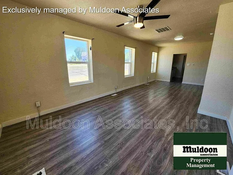 623 E Routt Ave — Photo 2