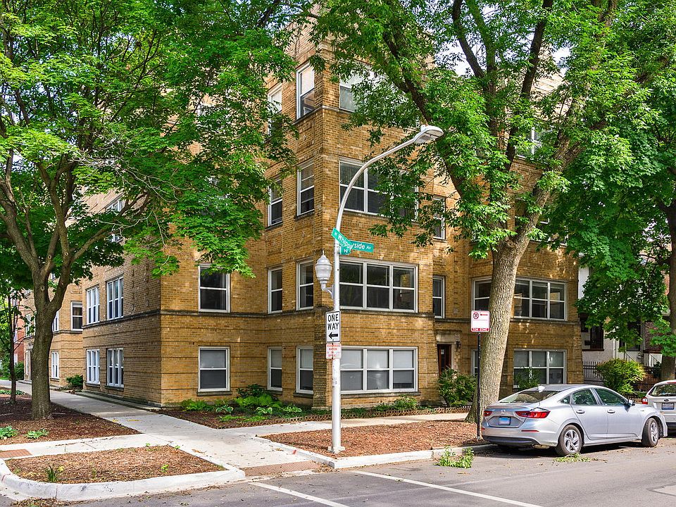 1st image of 4455 N Whipple St APT 1
