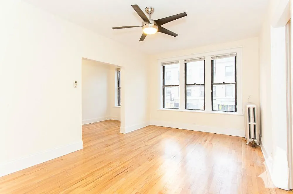 Studio, 900 sqft, $1,650 — Photo 1