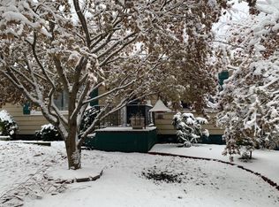 19 E Overbrook Rd, Shavertown, PA 18708