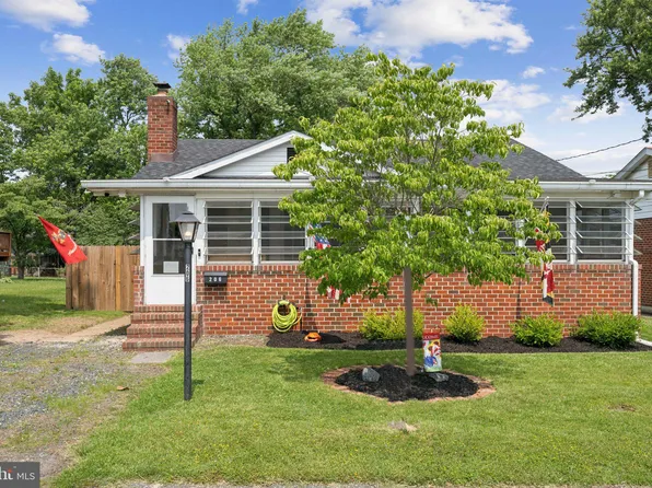 206 Chelsea Rd, Pasadena, MD 21122