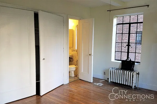 Rented by City Connections Realty | media 6