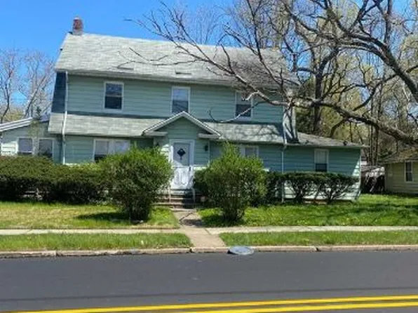 403 Locust St, Roselle, NJ 07203