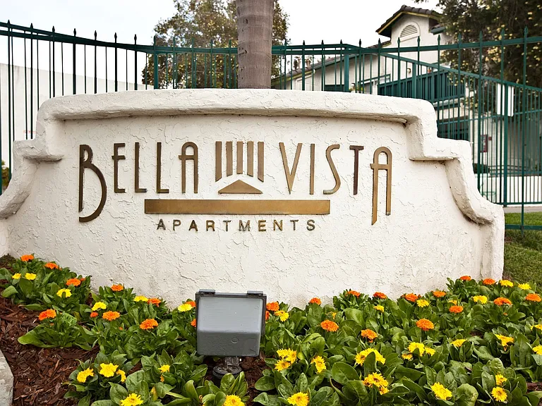 Bella Vista — Photo 29