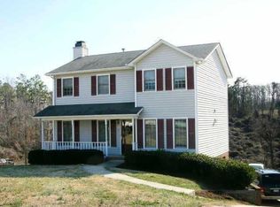 832 Leichester Square Ct, Kernersville, NC 27284